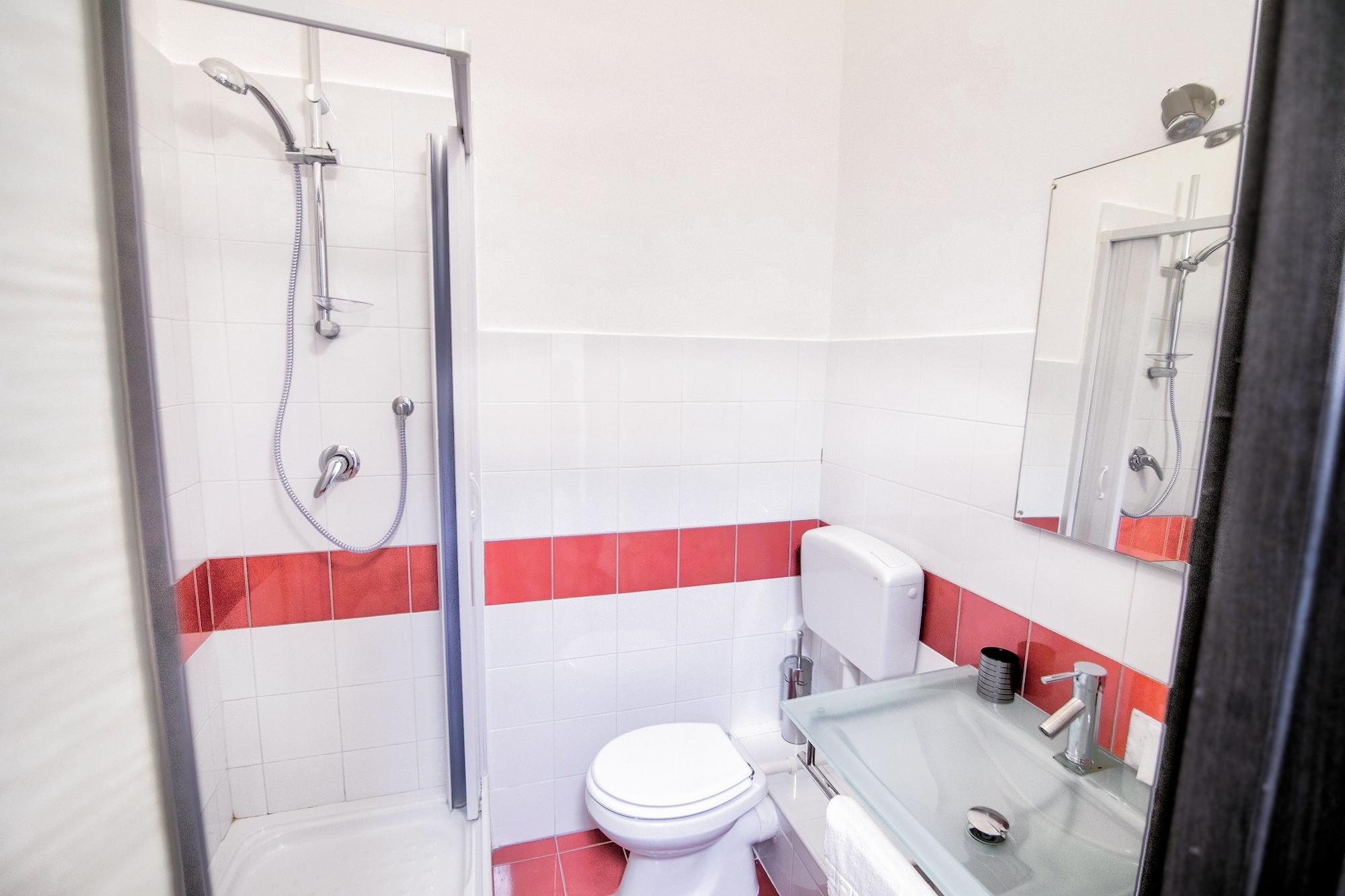 Maqueda Central Suites Palermo Eksteriør billede